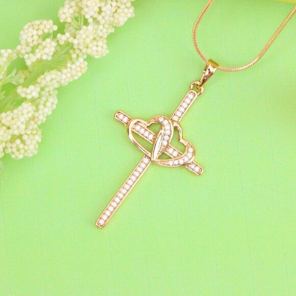 "Cross Pendant with Interlocked Hearts & Crystals, XPPT1569 - Picture 11 of 12